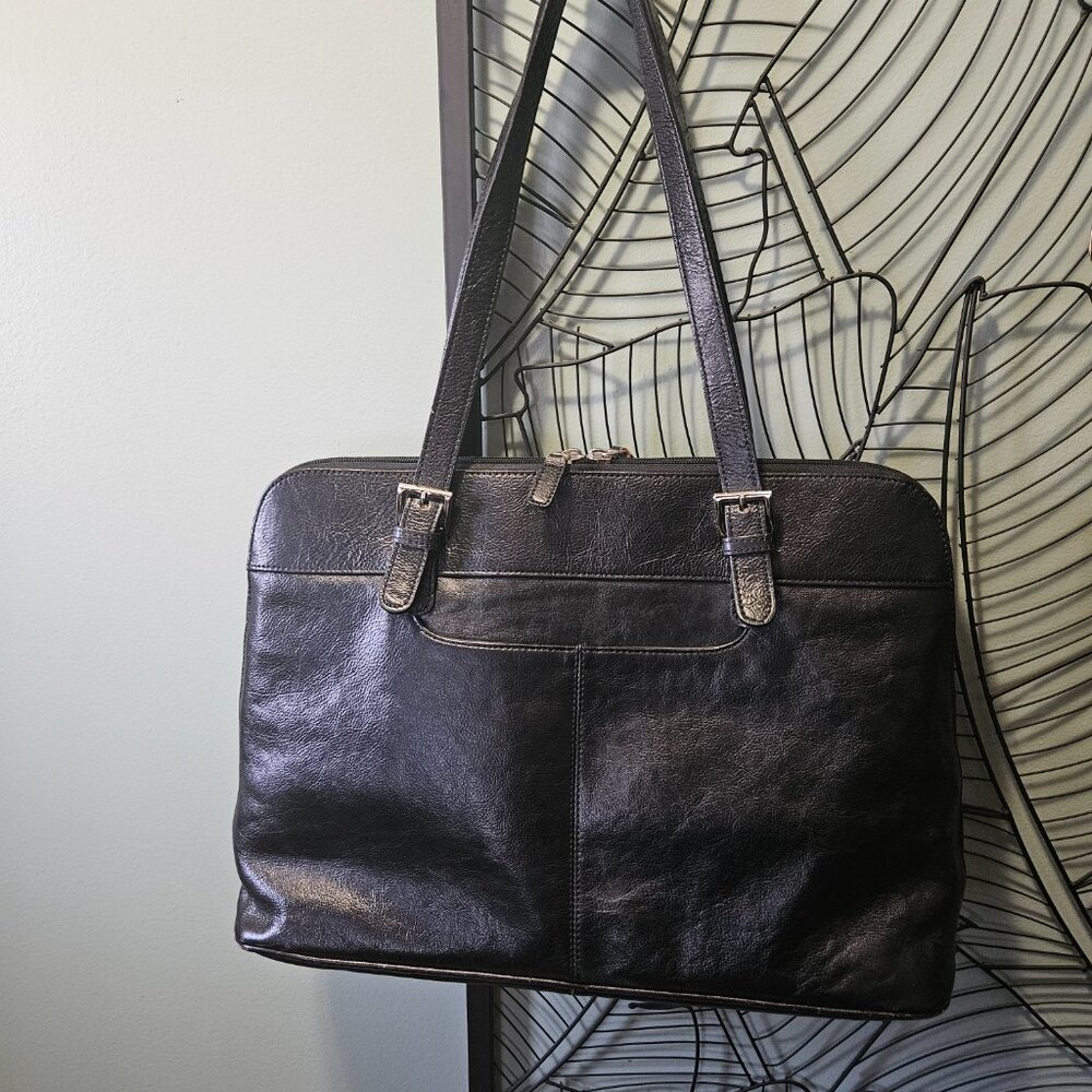 Danier | Gorgeous Spacious Black Genuine Leather Work Laptop Shoulder Bag